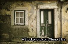 iStock_000006348063Large.jpg